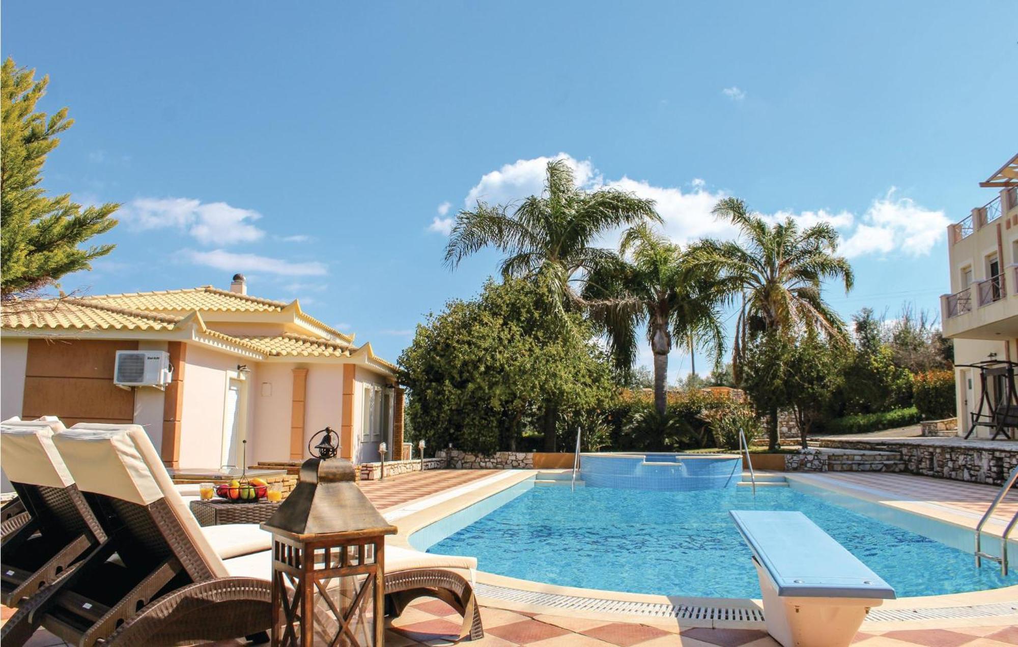 Amazing Home In Koroni With Wifi 외부 사진