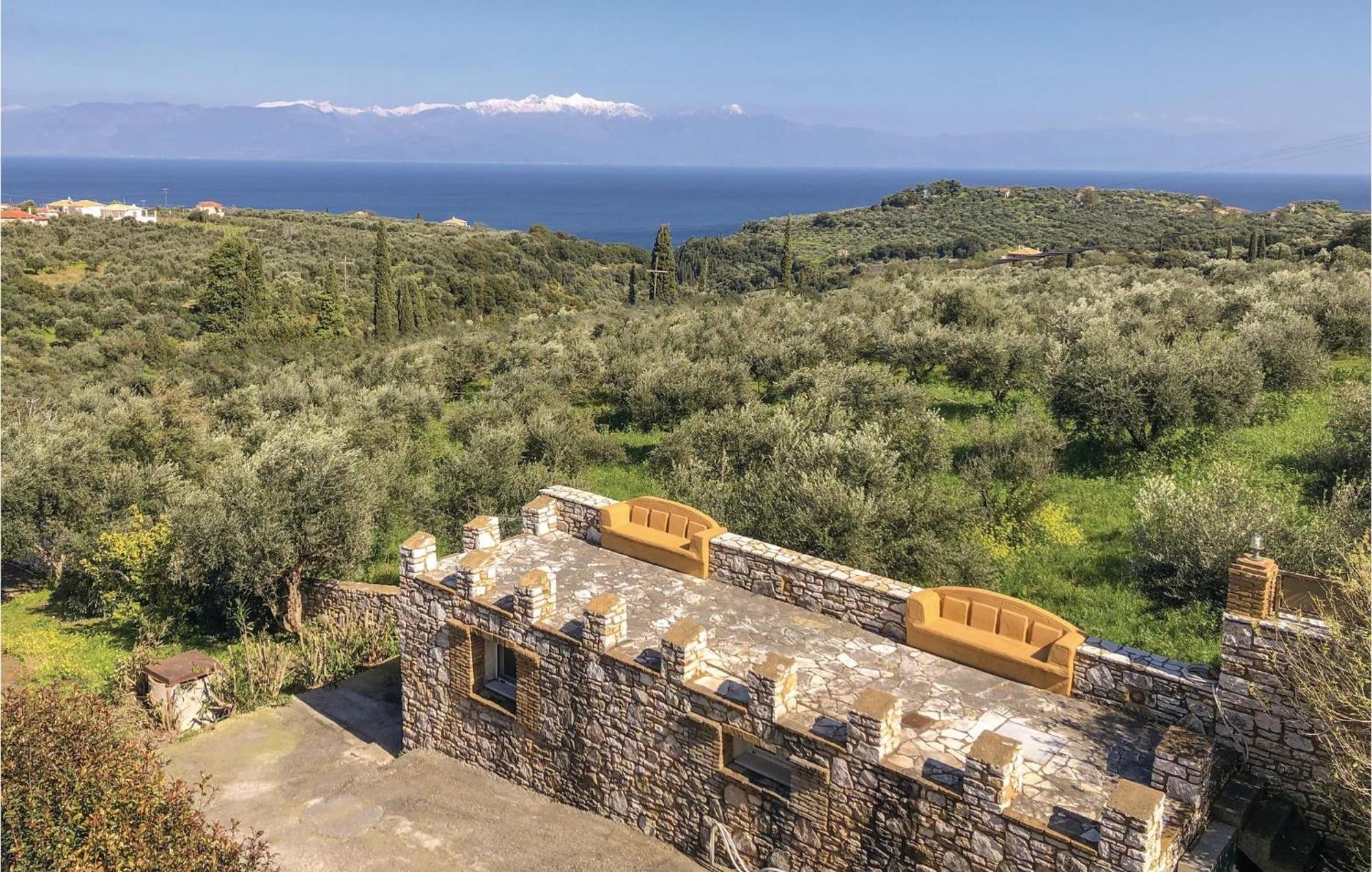 Amazing Home In Koroni With Wifi 외부 사진