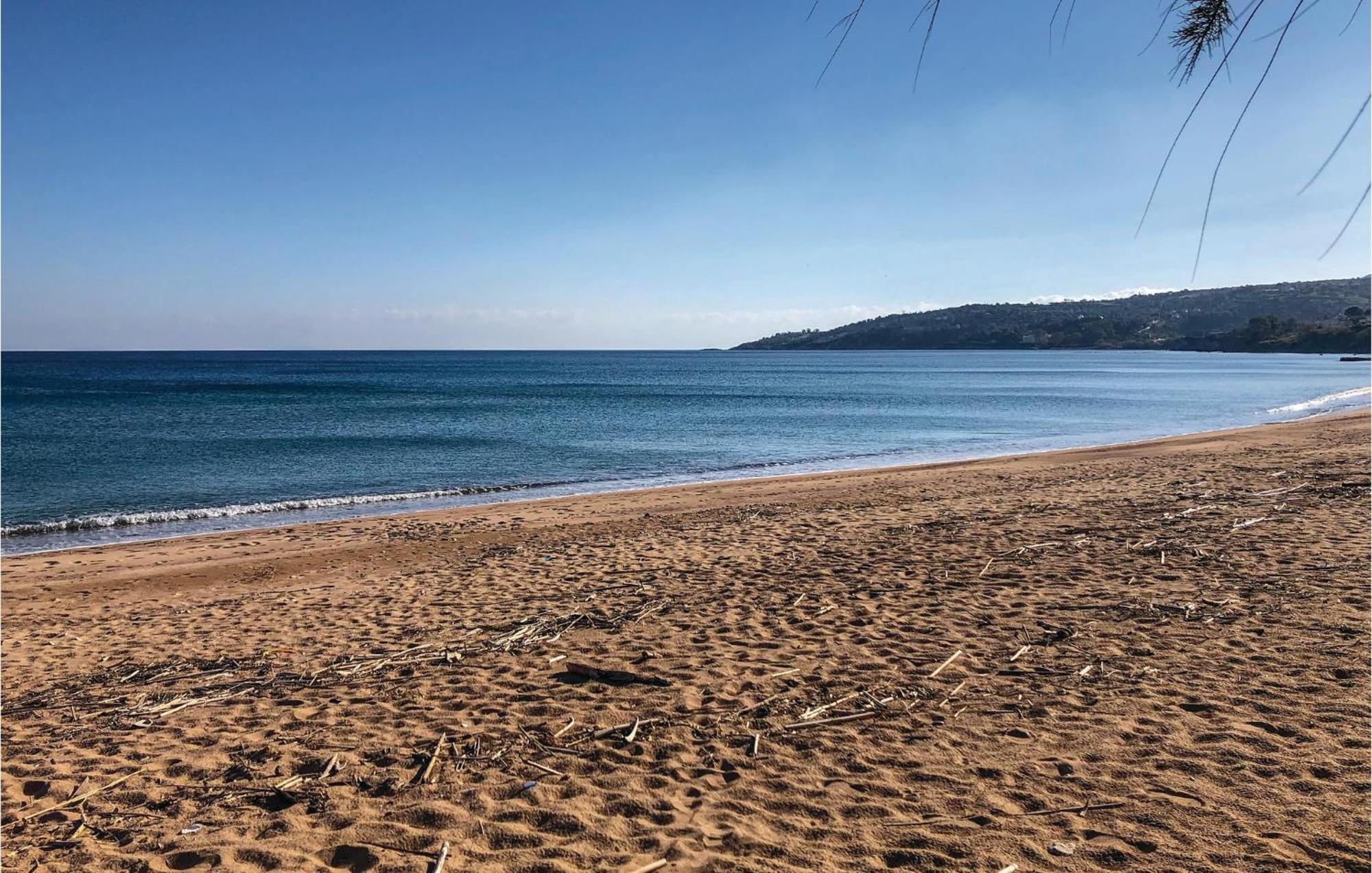 Amazing Home In Koroni With Wifi 외부 사진