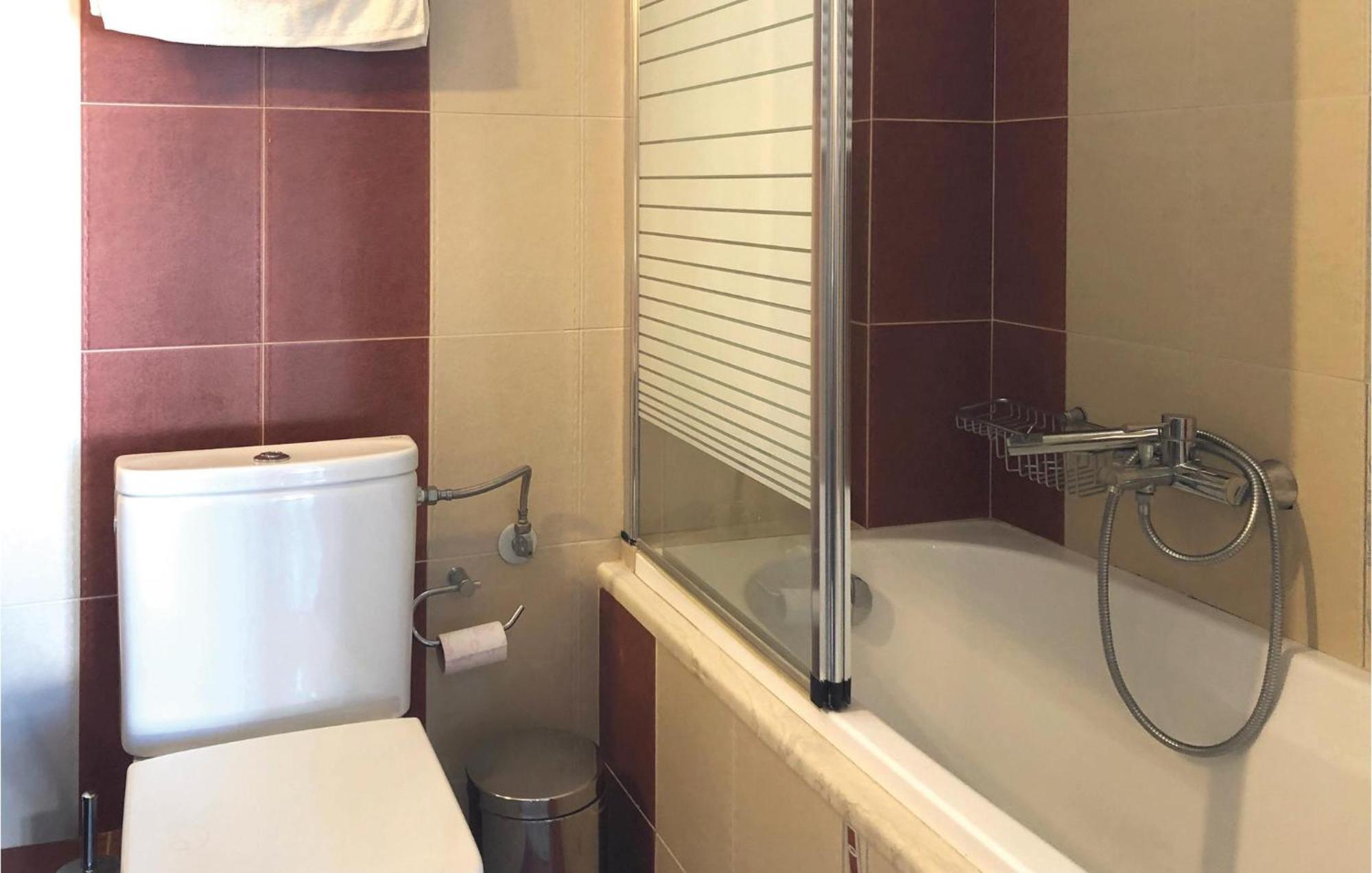 Amazing Home In Koroni With Wifi 외부 사진